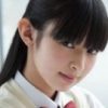 日南響子 白ハイソックスな女子校生制服画像